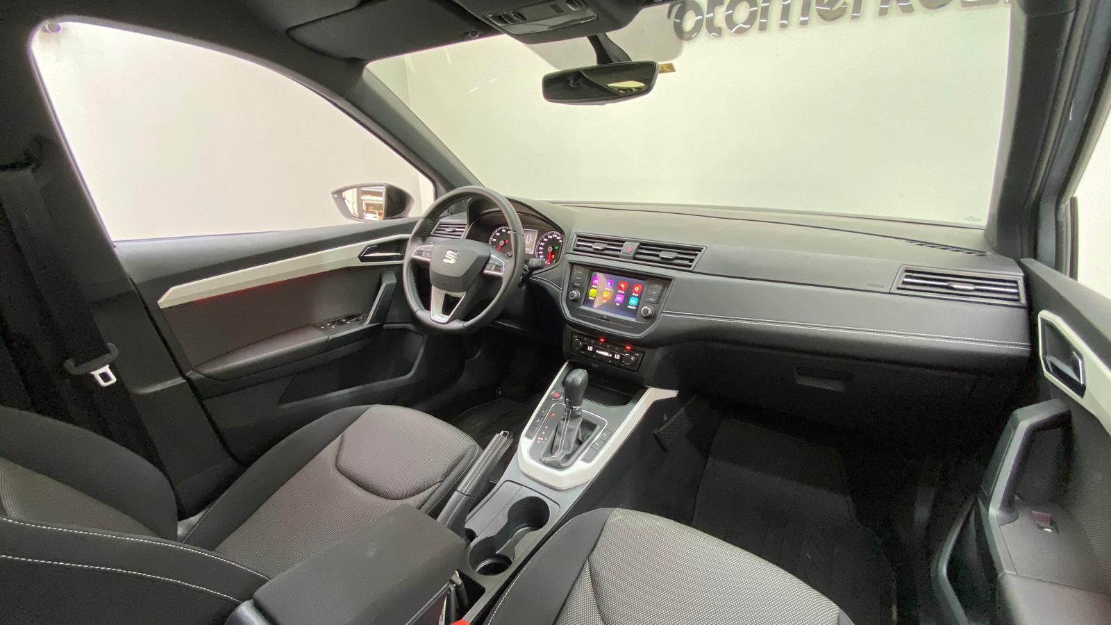 SEAT ARONA 23
